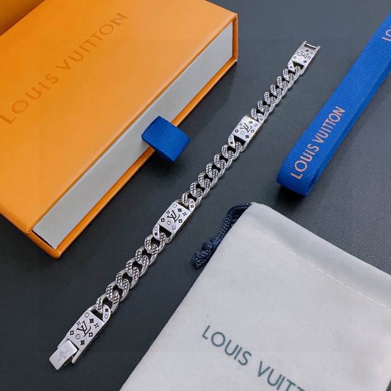 LV Bracelet 11yxx18